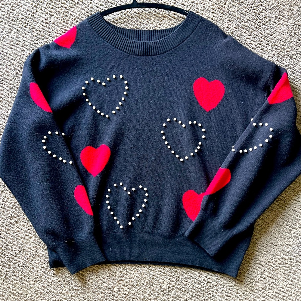 Women’s Heart Themed Valentines Day Sweater for sale - size XL